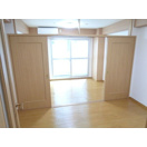 眺望　※写真は同じマンションの違う部屋のもの(反転タイプ)
