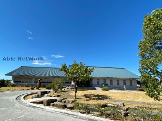図書館　阿南市立那賀川図書館（図書館）まで319m