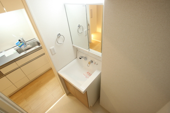 洗面設備　※別部屋の写真です
