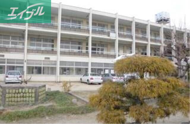 小学校　倉敷市立大高小学校（小学校）まで666m