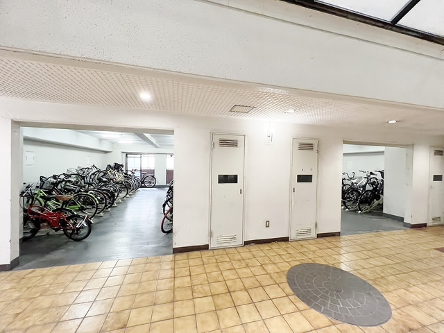 その他共有部分　自転車置き場