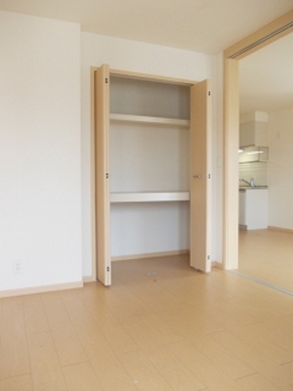 収納　※別号室の写真です。