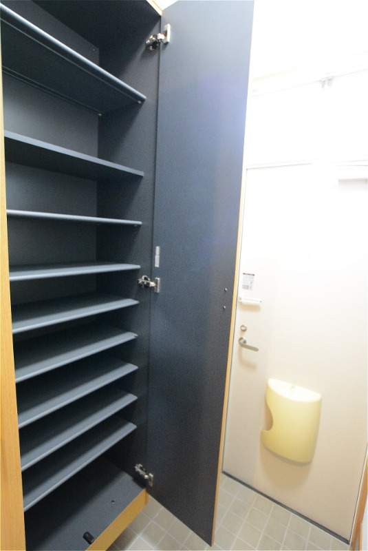 その他設備　大型シューズボックス