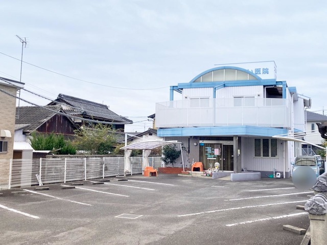 病院　かもい胃腸科内科医院（病院）まで868m