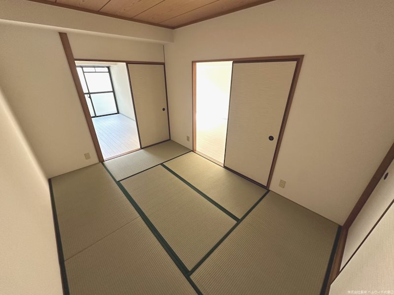 その他部屋・スペース　中央の和室6帖★