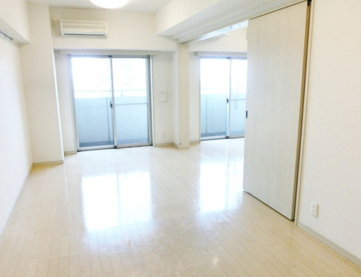 居室・リビング　別部屋の画像を使用しております。