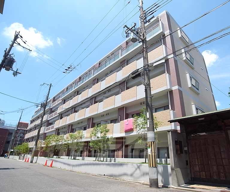 建物外観　深草のハイクオリティ物件