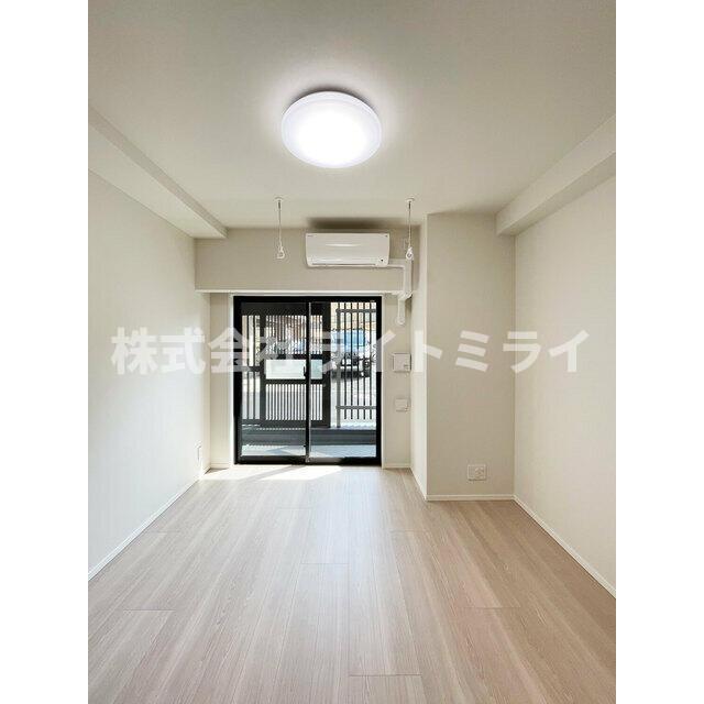 居室・リビング　?