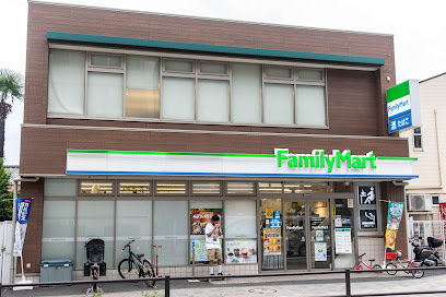 コンビニ　ファミリーマート麻布運動場前店（コンビニ）まで55m