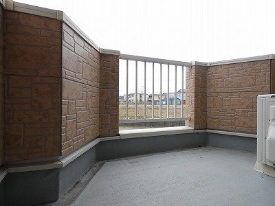 バルコニー　落ち着いた時間を過ごせるバルコニーです