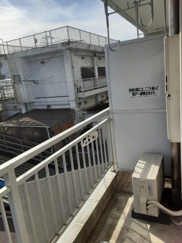 バルコニー