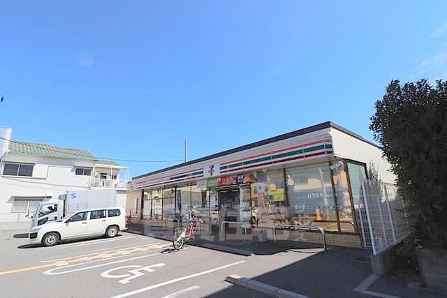 コンビニ　セブンイレブン　摂津東正雀店（コンビニ）まで673m