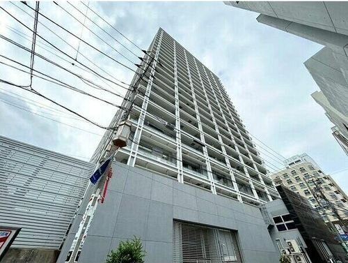 建物外観　オートロック完備