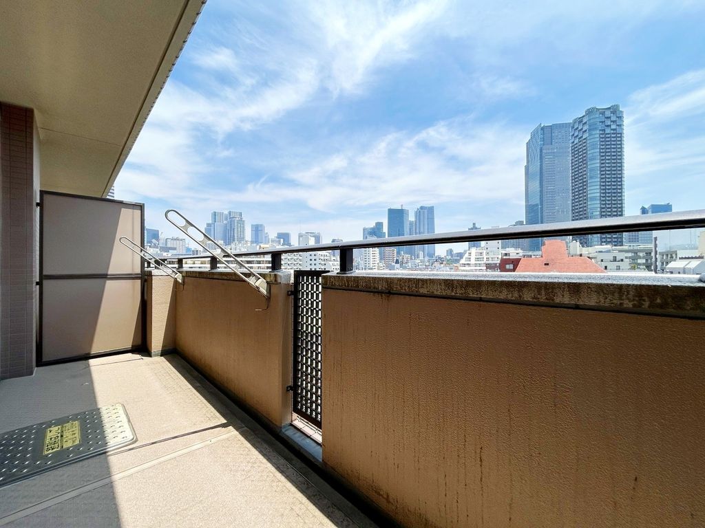 バルコニー　バルコニー
