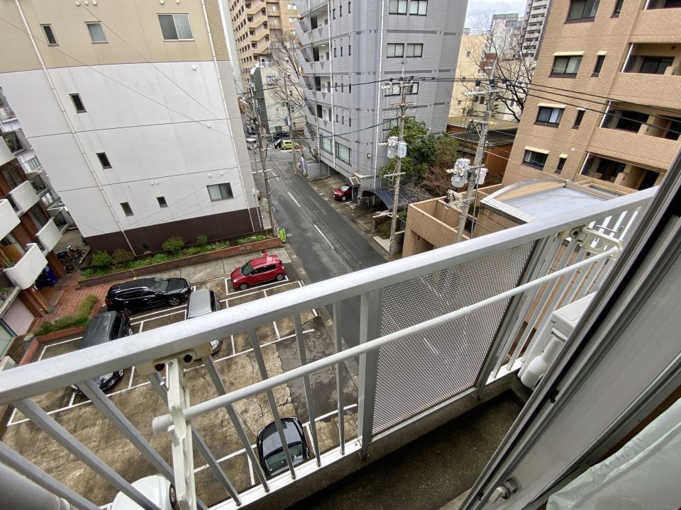 バルコニー　最上階角部屋です