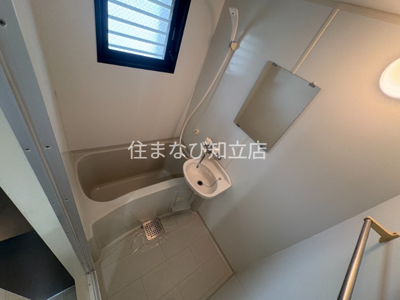 バス・シャワールーム　同型写真