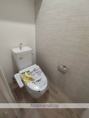 ＪＲ紀勢本線 紀和駅 徒歩9分 3階建 築1年のトイレ写真