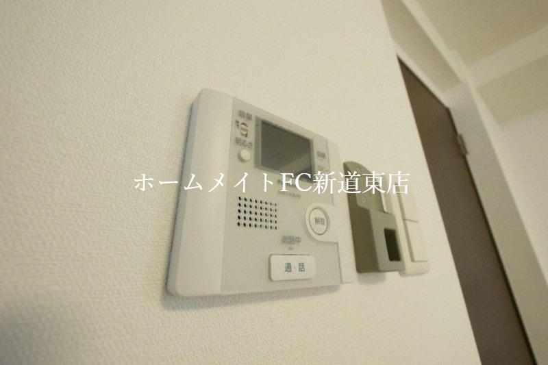 セキュリティ　カメラ付インターホン
