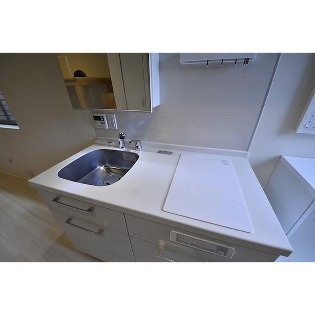 キッチン　洗面所