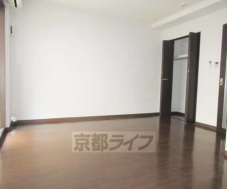 居室・リビング　広いお部屋！