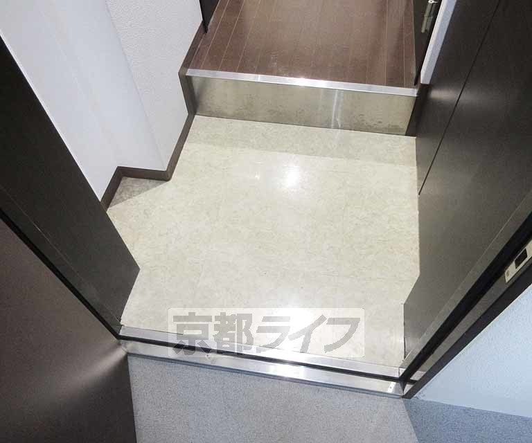 玄関　広い玄関！