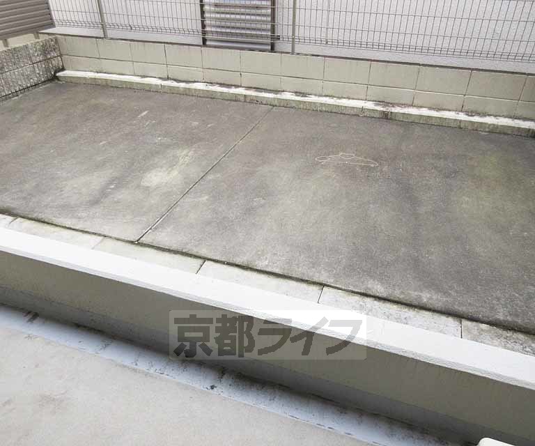 バルコニー　庭があります！