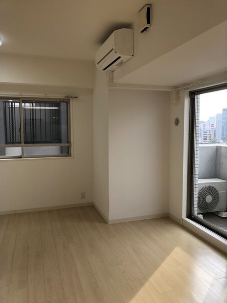 居室・リビング　※写真は同じマンションの違う部屋のものになります。