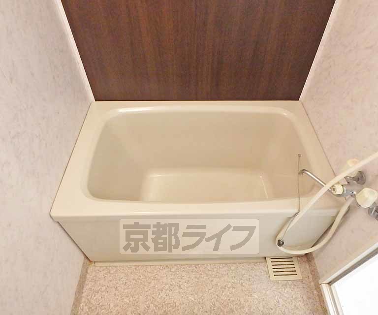 バス・シャワールーム　一日の疲れを癒すバスルーム