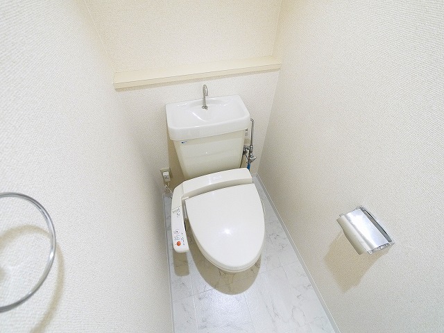トイレ　トイレもきれいです
