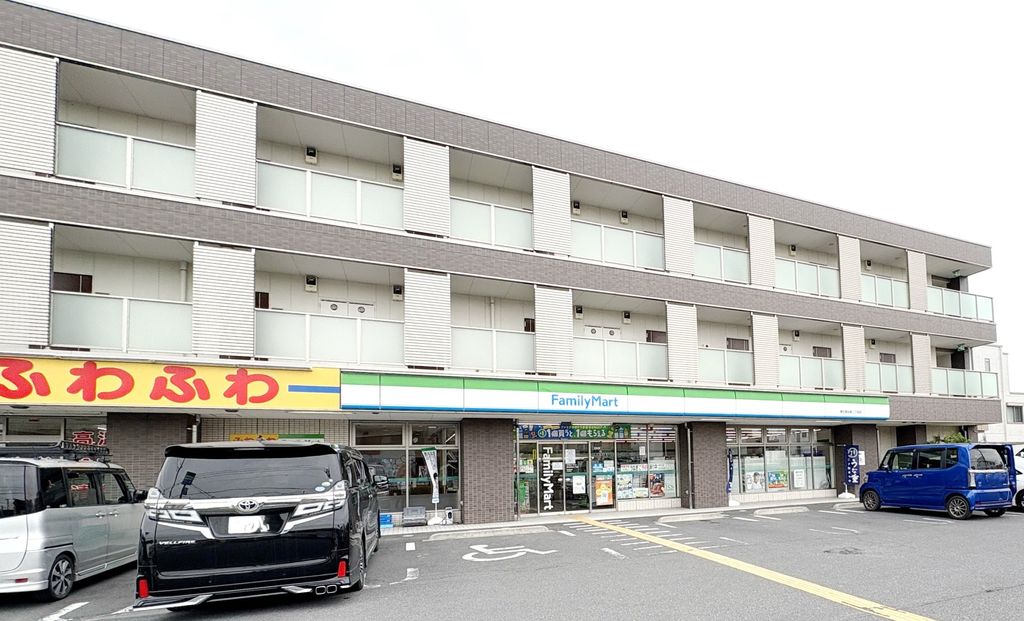 コンビニ　ファミリーマート 春日部谷原二丁目店（コンビニ）まで240m