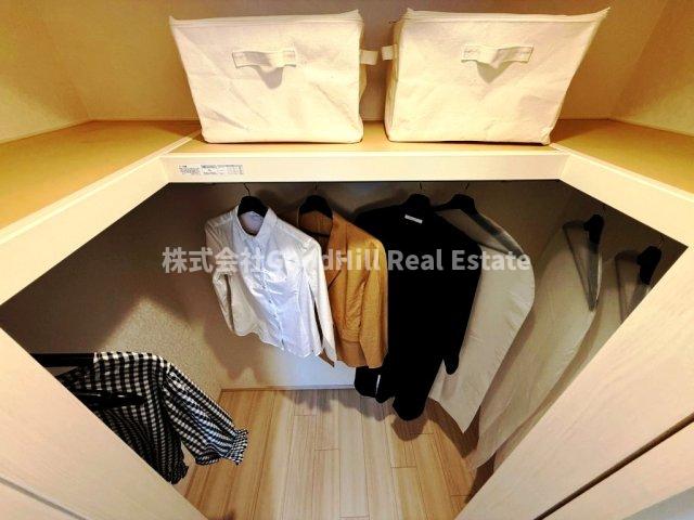 収納　プレジオ東三国