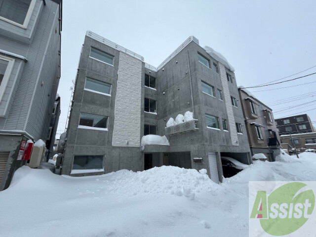 建物外観　札幌市東区北１９条東「ロイヤルガーデン」