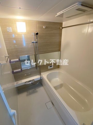 バス・シャワールーム　【ウェスタ古閑中】302 浴室