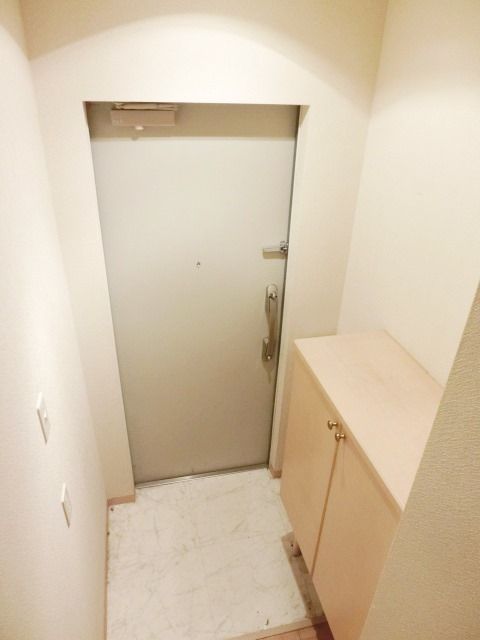 玄関　シューズボックス付きの玄関です！