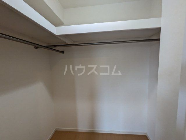 オリーブクロスの内装写真