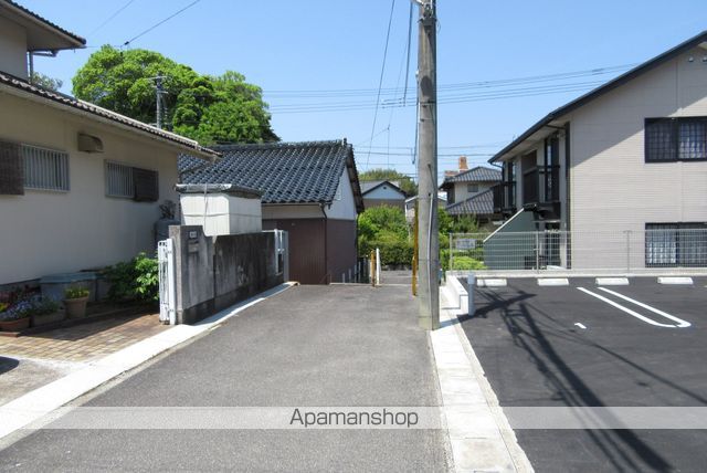 その他　前面道路（その他）まで10m