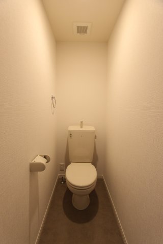 トイレ　参考写真です。現況優先。