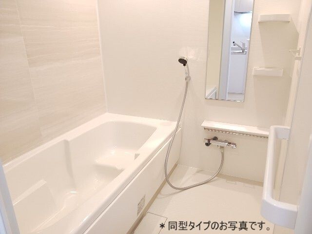 バス・シャワールーム　お風呂で日々の疲れを落としましょう