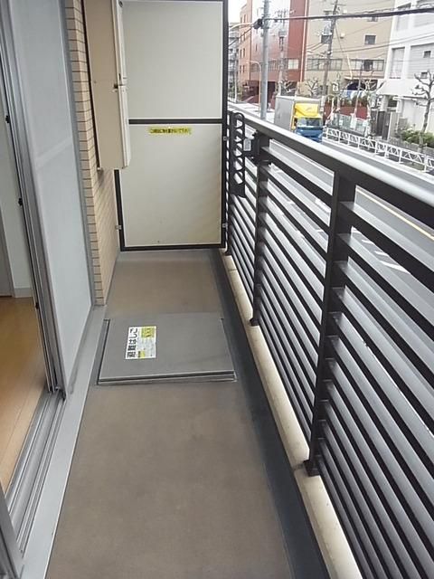 バルコニー　バルコニー