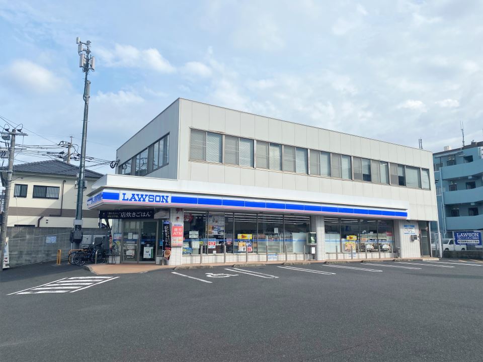 コンビニ　ローソン東谷山三丁目店（コンビニ）まで100m