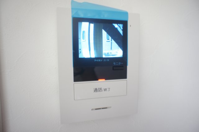 セキュリティ　ＴＶドアホン付きで外の様子がわかります