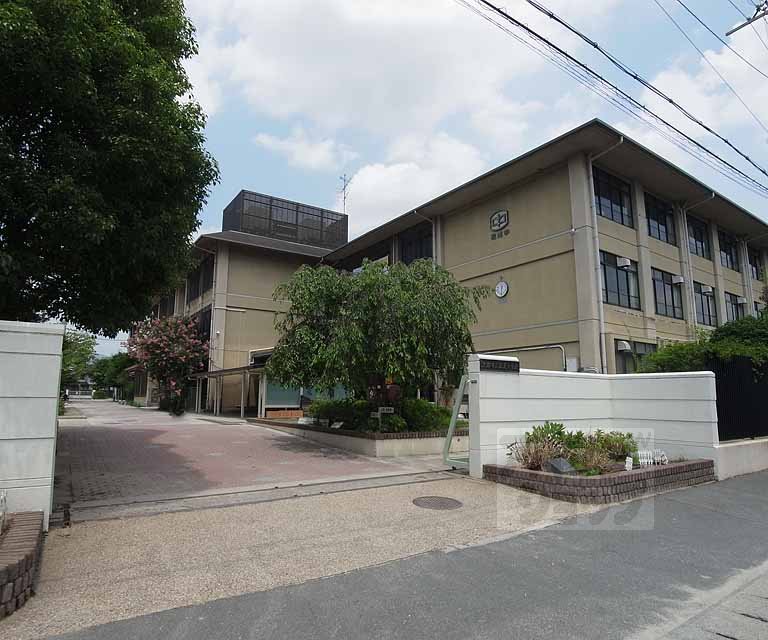 中学校　松尾中学校（中学校）まで1100m