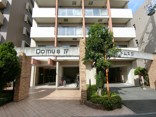 建物外観　立派な建物です