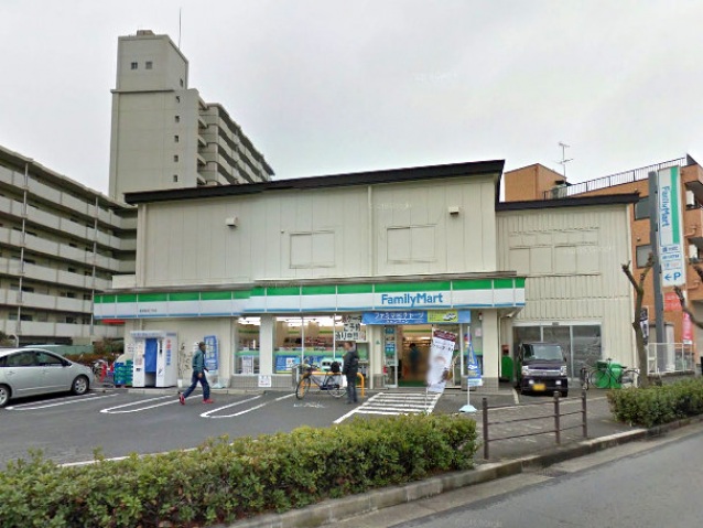 コンビニ　ファミリーマート喜連東四丁目店（コンビニ）まで157m