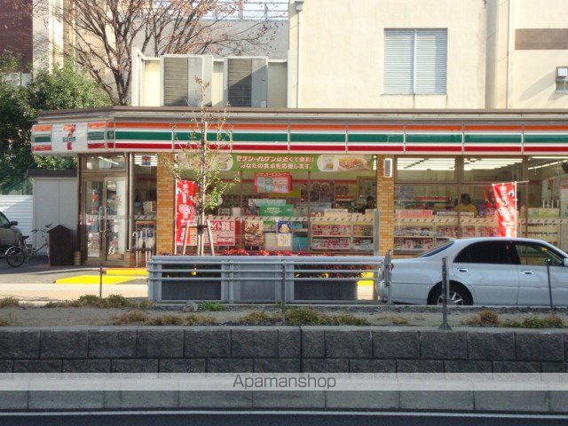 その他　コンビニ（その他）まで800m