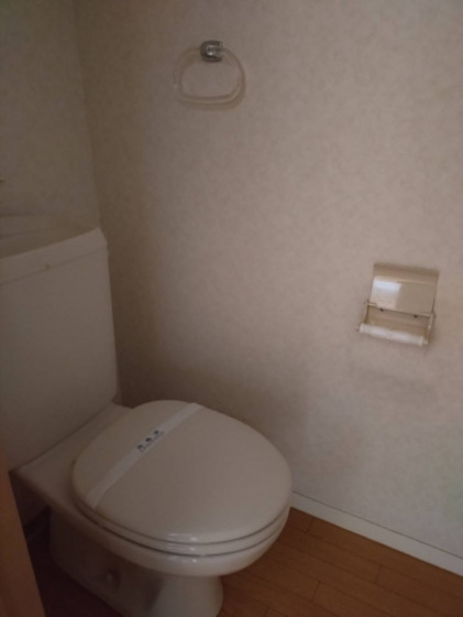 トイレ　※別部屋の写真です