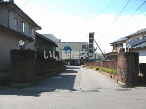 大学・短大　私立仁愛女子短期大学（大学・短大）まで1739m