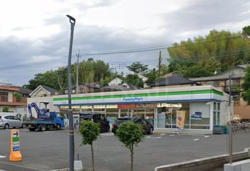 コンビニ　ファミリーマート町田大蔵町店（コンビニ）まで230m