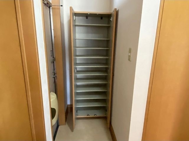 玄関　図面と現状に相違がある場合には現状を優先