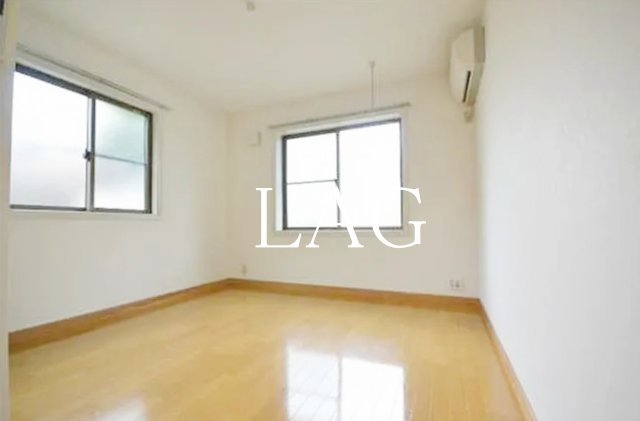 居室・リビング　洋室のお部屋（別部屋参照）です。